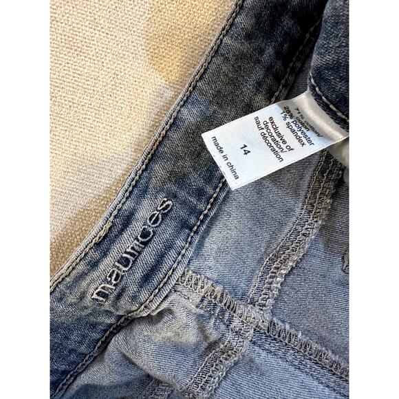 Y2K Maurices Stitched Embellished Denim Capri Jeans – Size 14 (Fits 10/12) - Picture 3 of 3